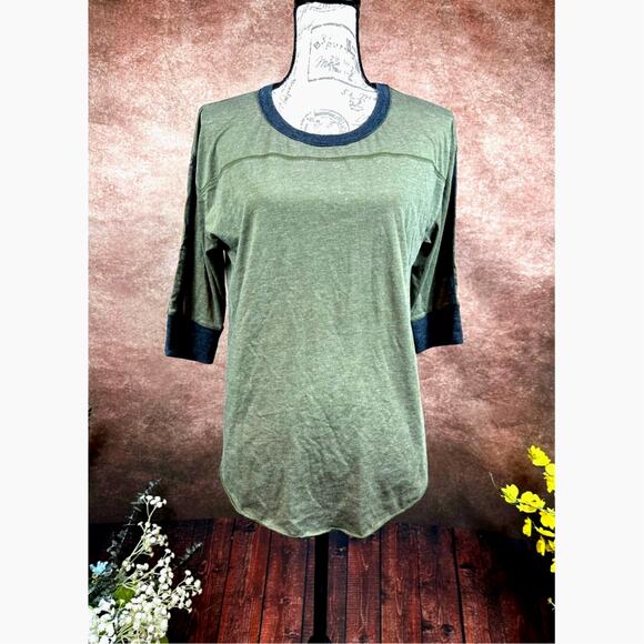 Chaser Round Neck 3/4 Sleeve Tee with Contrasting Trim Olive/Black M - Picture 2 of 9